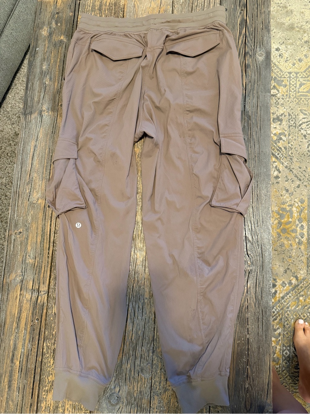 Lululemon Joggers - Sz M